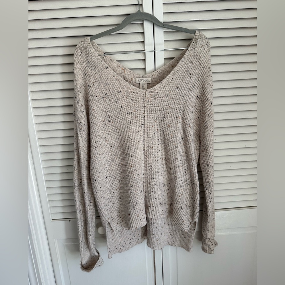 Women’s oversized sweater